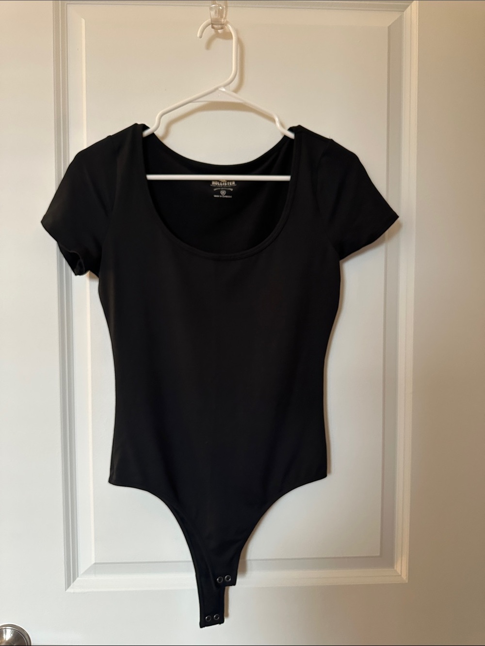 Hollister Black Scoop Neck Short Sleeve Bodysuit